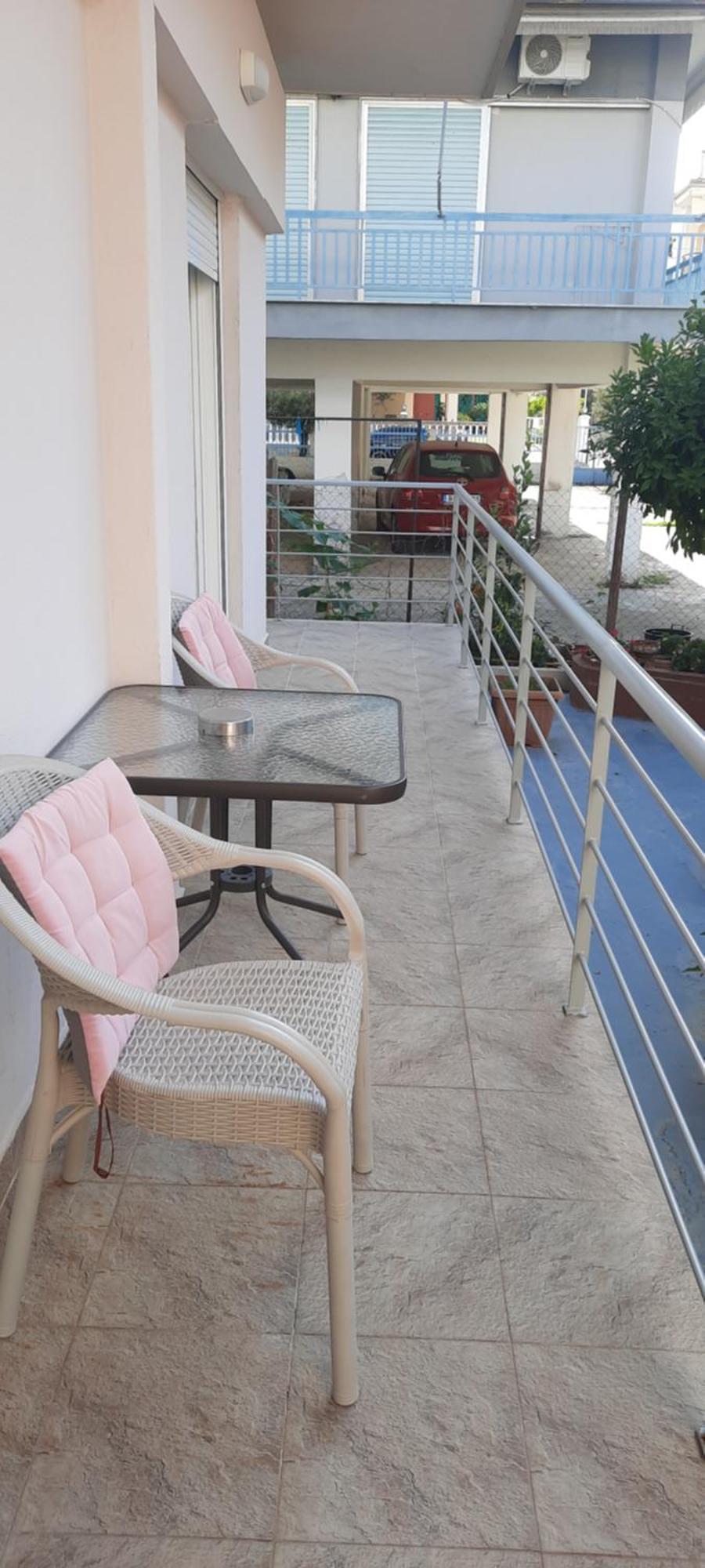 Seaside Family Apartment In Paralia Dionisiou Exterior foto